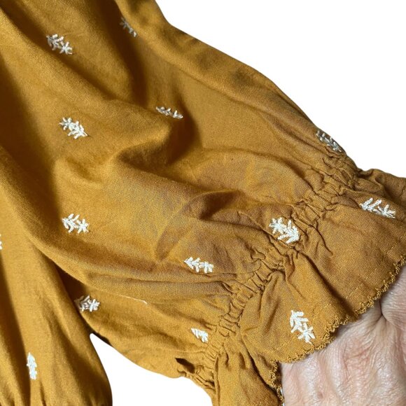 Old Navy Women Mustard Short Sleeve Smocked Peasant Blouse Embroidery  L - Picture 3 of 7